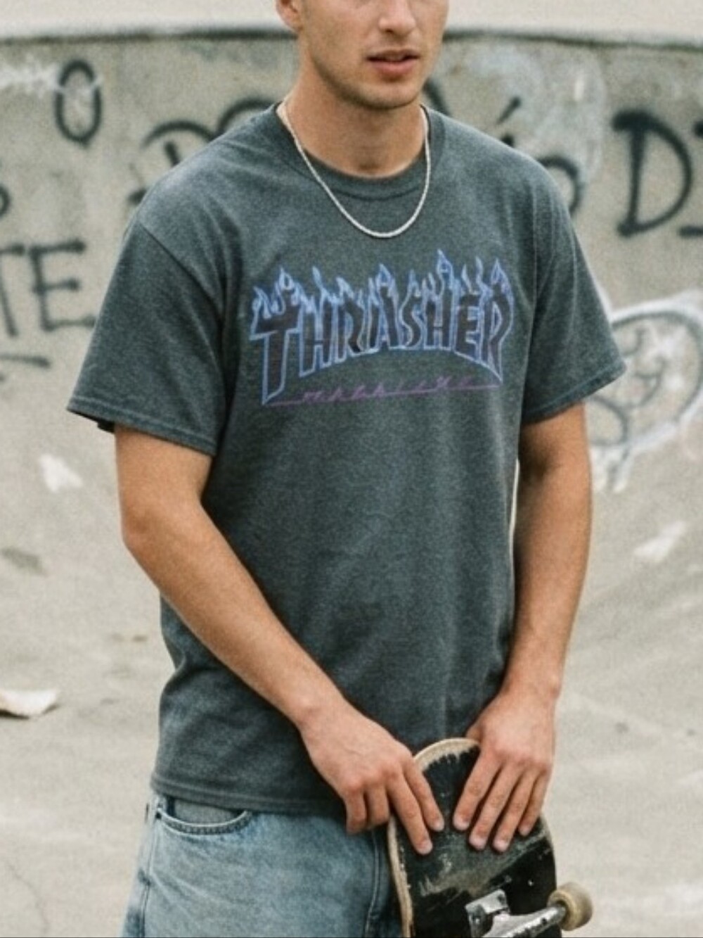 Thrasher Magazine Flame Logo Graphic T-Shirt Charcoal Grey Medium